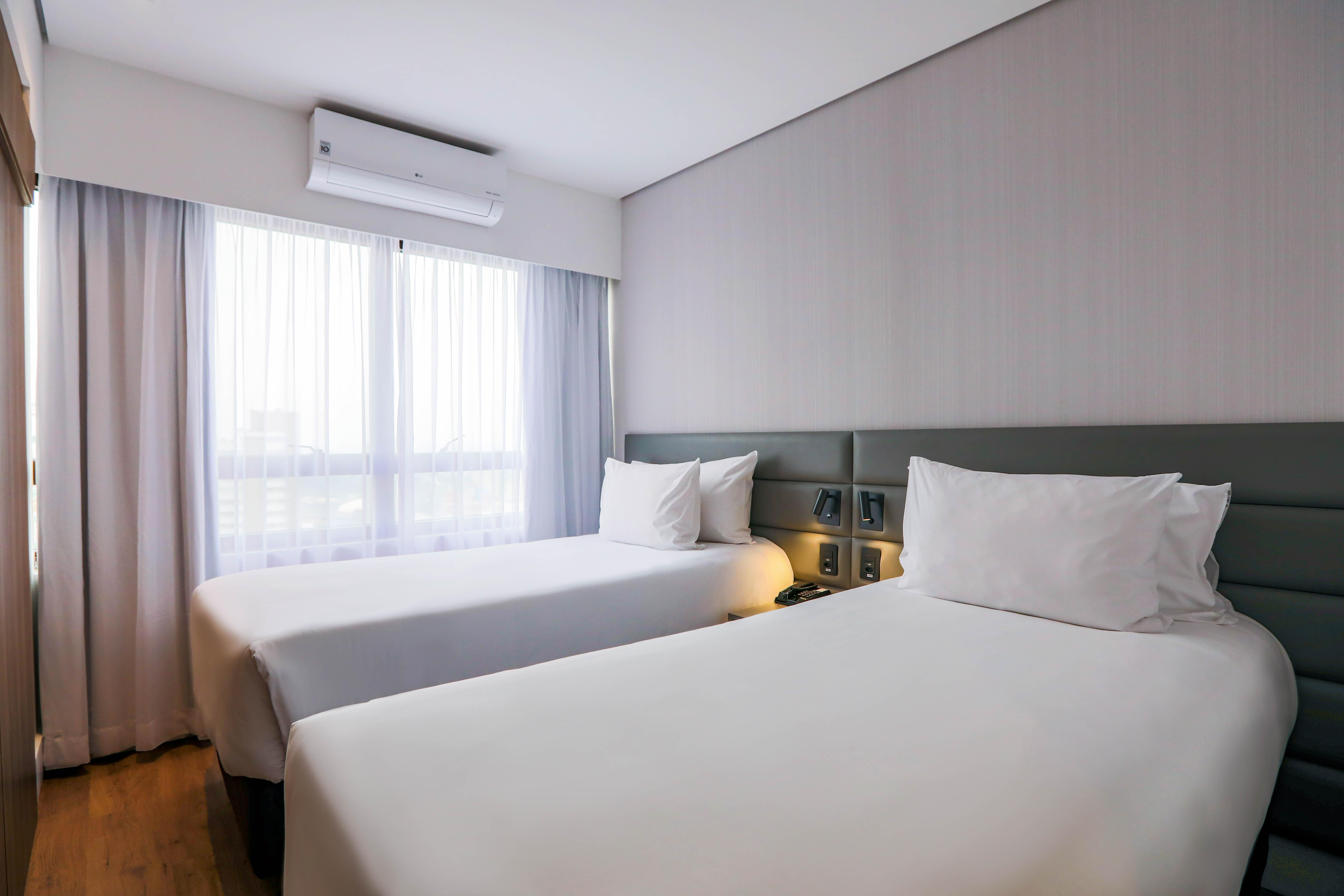 Radisson Sao Paulo Paulista Hotel Bagian luar foto A room at the hotel