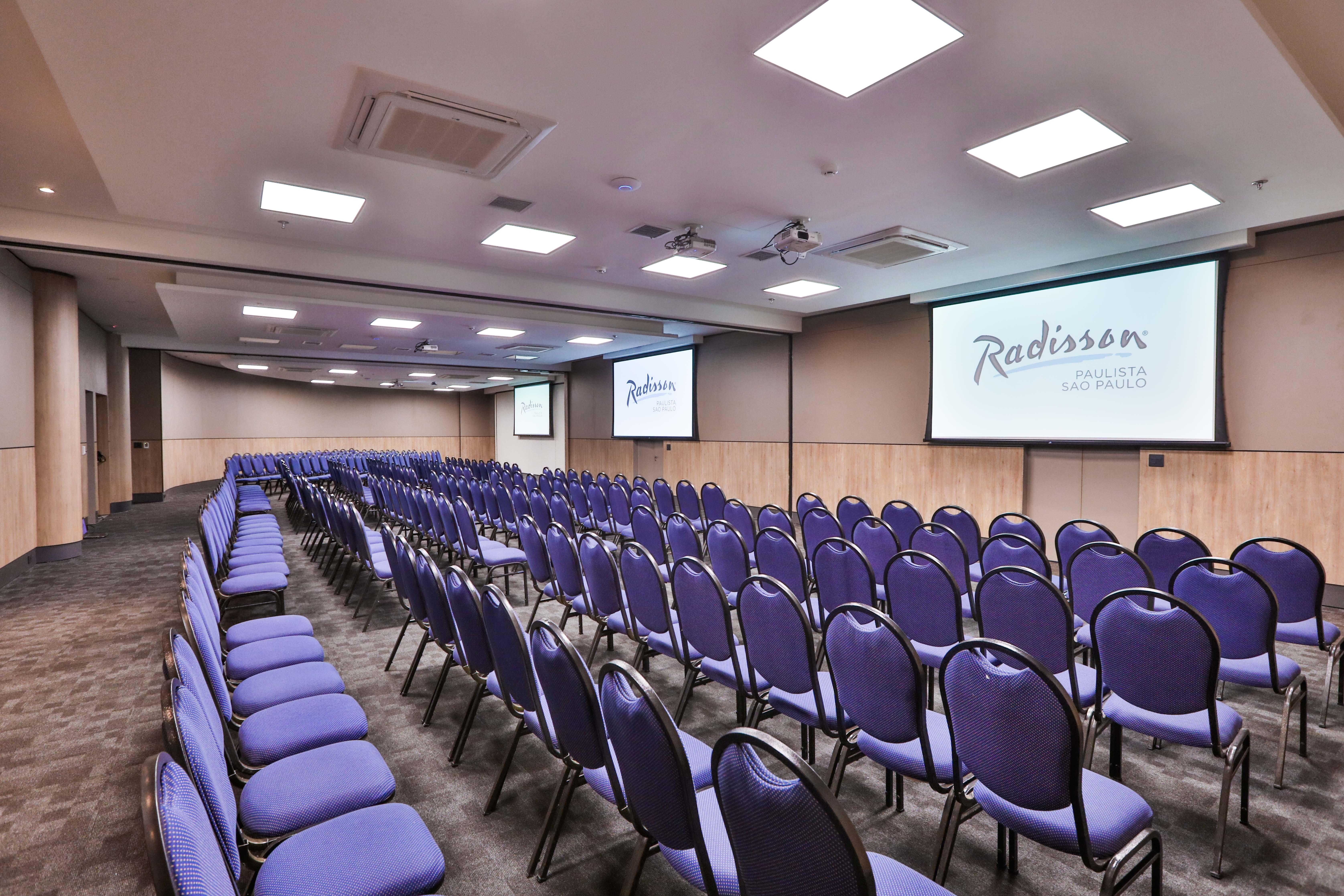Radisson Sao Paulo Paulista Hotel Bagian luar foto The ballroom at Radisson Blu, Manchester